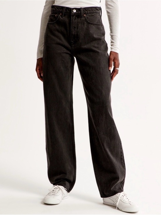 Abercrombie & Fitch Denim - Abercrombie & Fitch Women's High Rise "The Taper Jean" In Black Size 6S